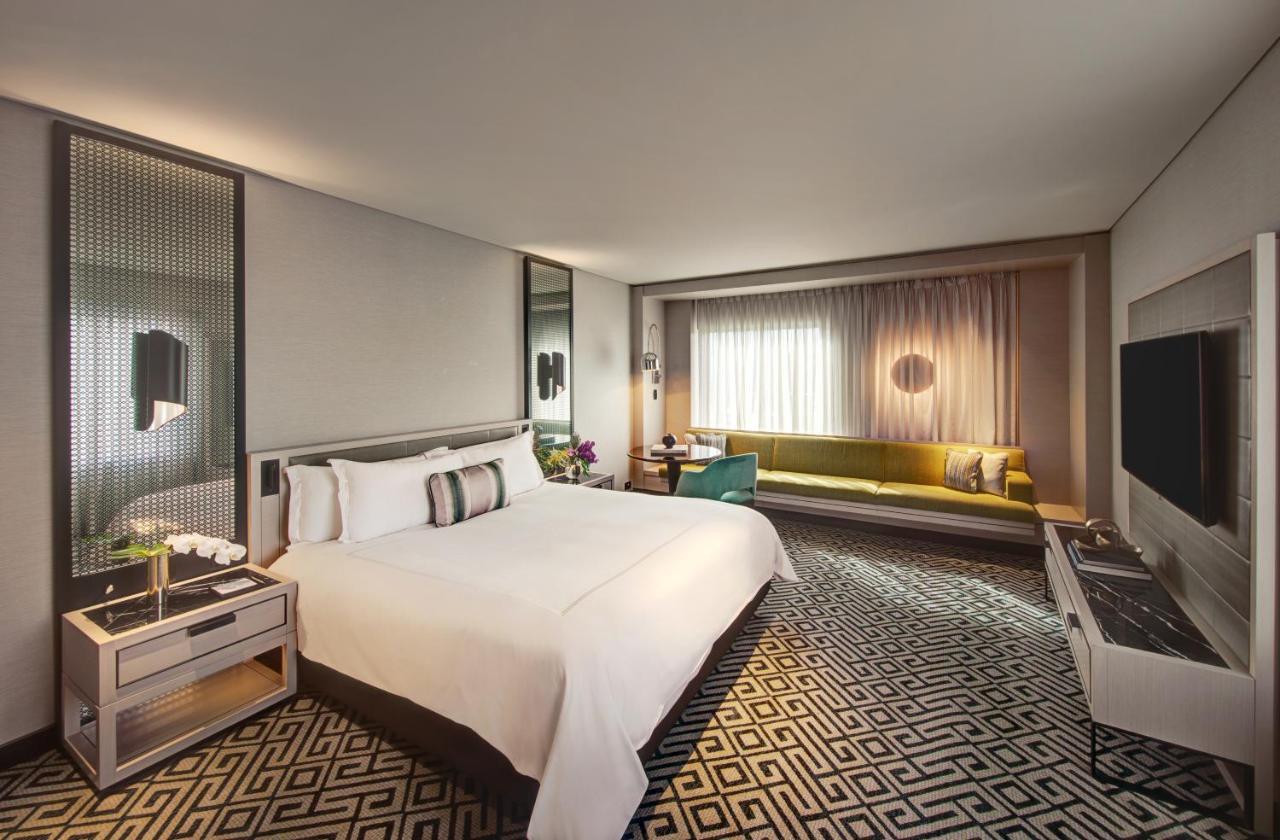 The Star Grand Hotel And Residences Sydney Kültér fotó Deluxe Room