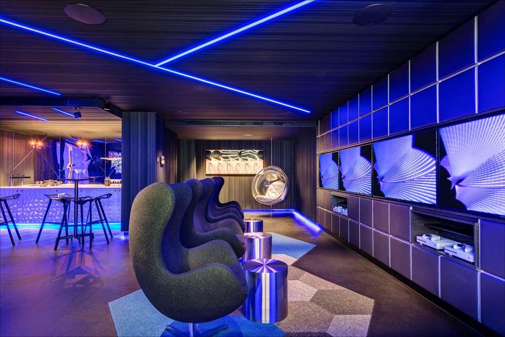 The Star Grand Hotel And Residences Sydney Szoba fotó The e-sports lounge